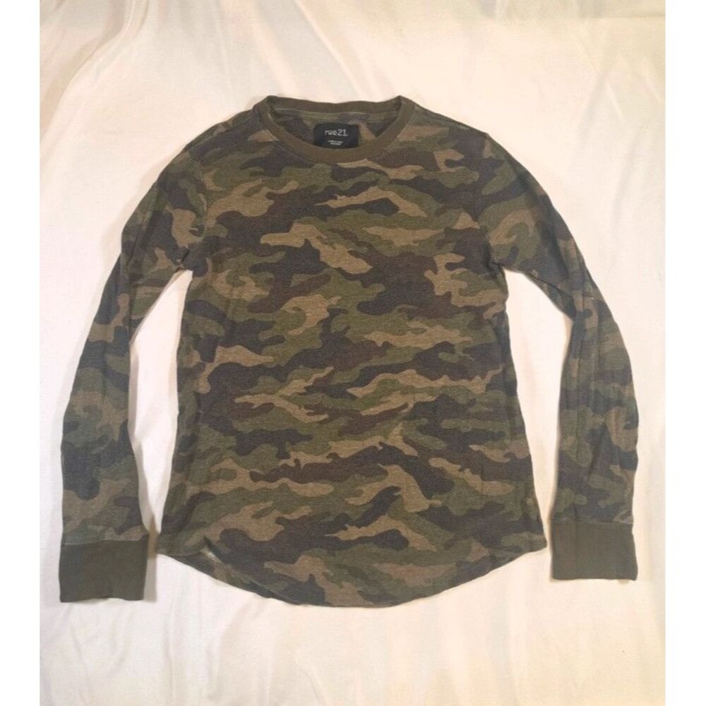 Camouflage Long Sleeve Thermal Knit Shirt